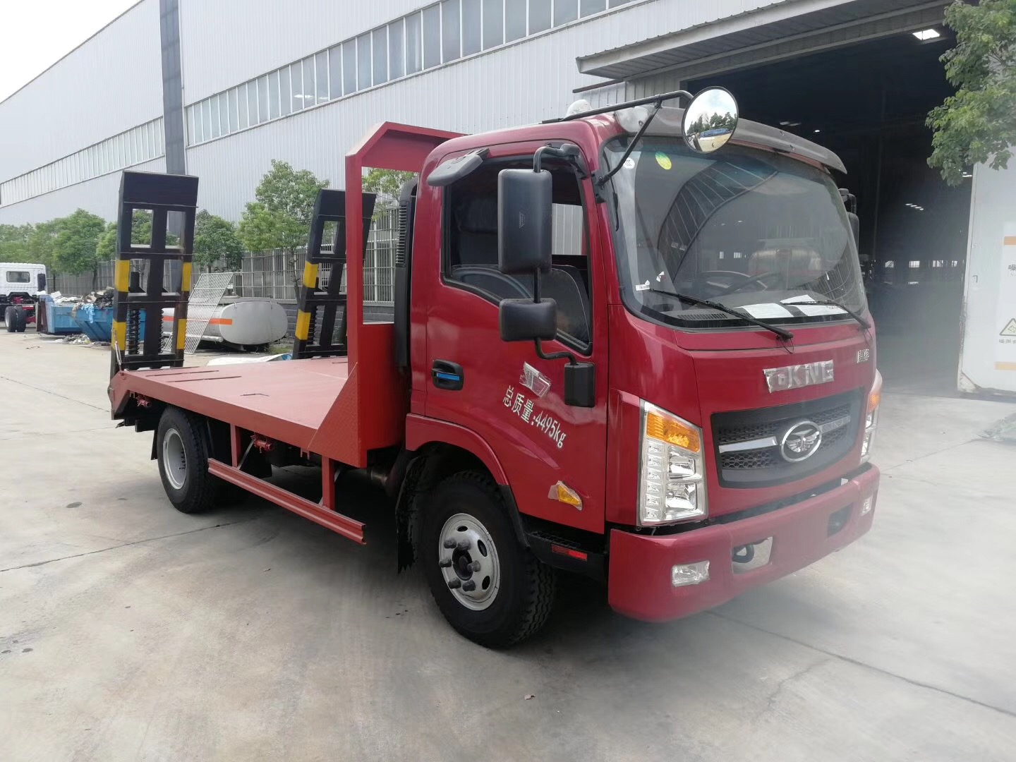 湖北大運4100軸距，玉柴160馬力