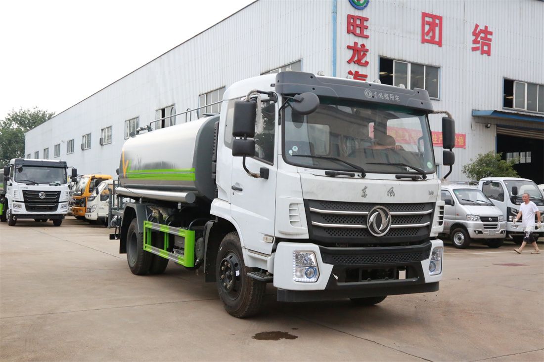 12噸灑水車-東風(fēng)專底D17國(guó)六12方灑水車廠家價(jià)格